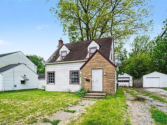 2nd image of 1358 Peckham St