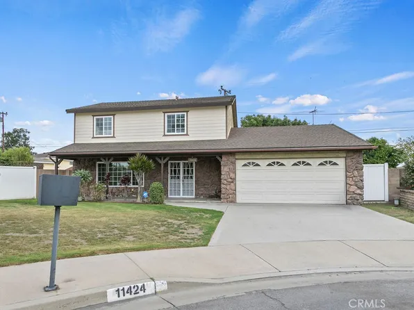 11424 Curry Ln, Artesia, CA 90701