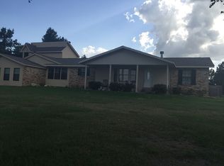 510 Acr 2137, Palestine, TX 75801