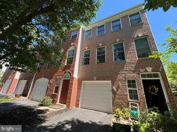 2550 James Madison Cir, Herndon, VA 20171