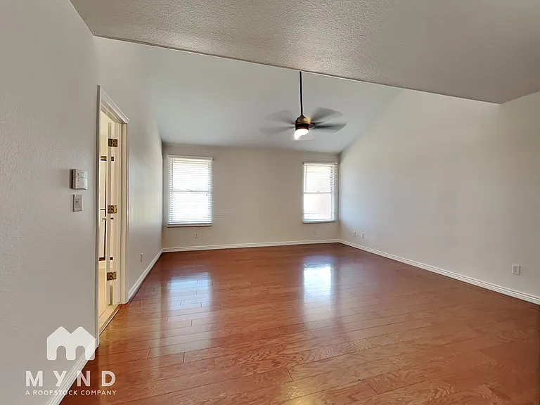 5623 E Grandview Rd — Photo 21