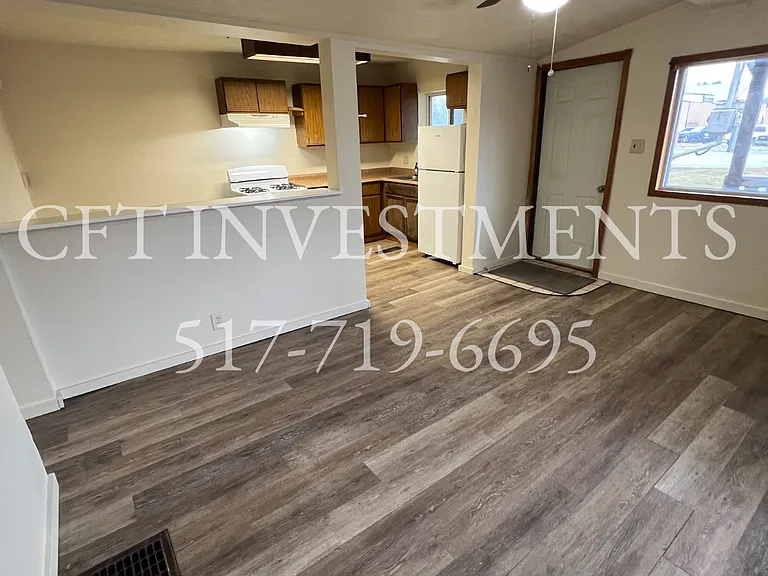 516 N Cochran Ave — Photo 3