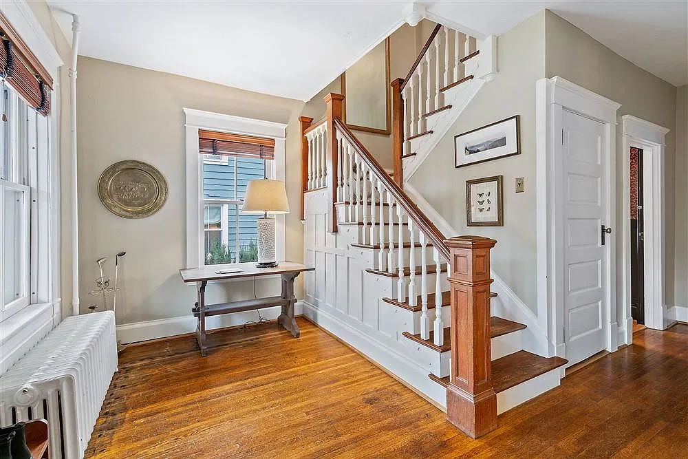 512 Lexington Ave — Photo 3
