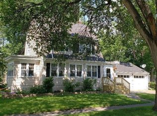 429 5th St S, Moorhead, MN 56560