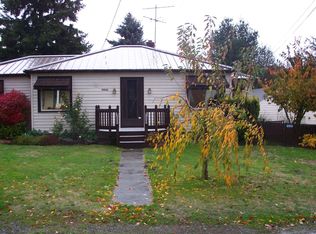 18432 Nelson Pl NE, Poulsbo, WA 98370