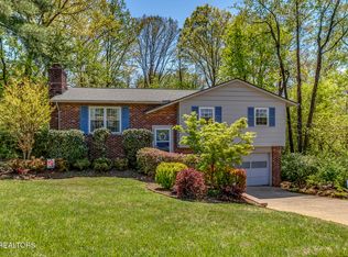 8304 Santa Fe Trl, Knoxville, TN 37919