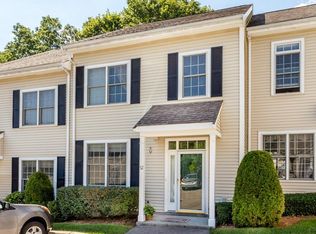 52 Evergreen Cir #52, Canton, MA 02021