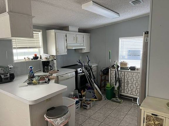 2nd image of 152 Tiger Lilly Dr