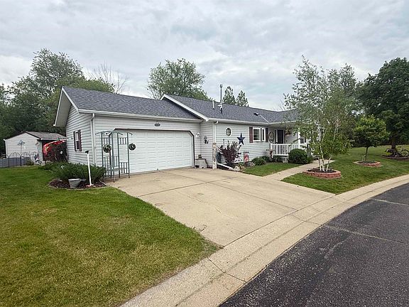 2nd image of N115W20978 Brookside Dr