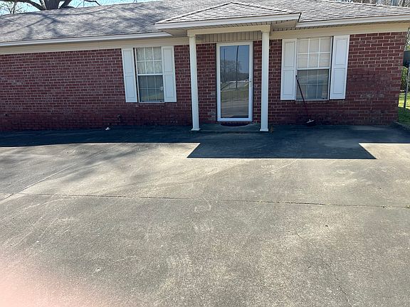 2nd image of 601 W Academy Ave #603