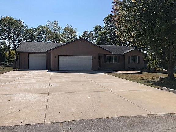3 car garage