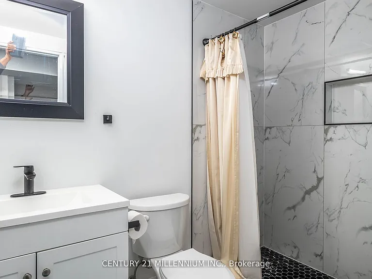67 Coxworth Cres — Photo 14