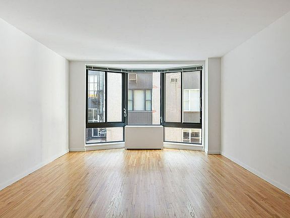4th image of 48 W 68th St APT 7F