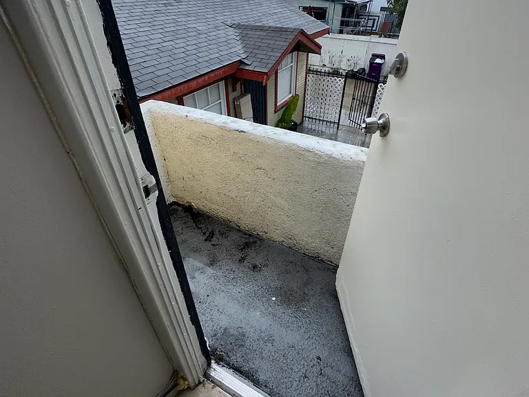 1101 Cherry Ave #12 — Photo 7