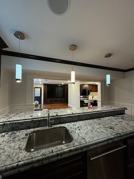 Burnaby House for rent - 1 Bedroom — photo 2