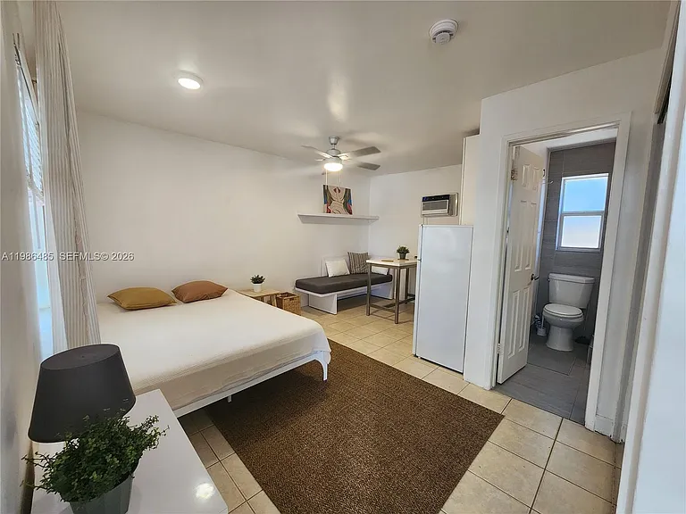 315 Walnut St #2 — Photo 5