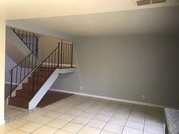 5th image of 4157 Brookfield Dr