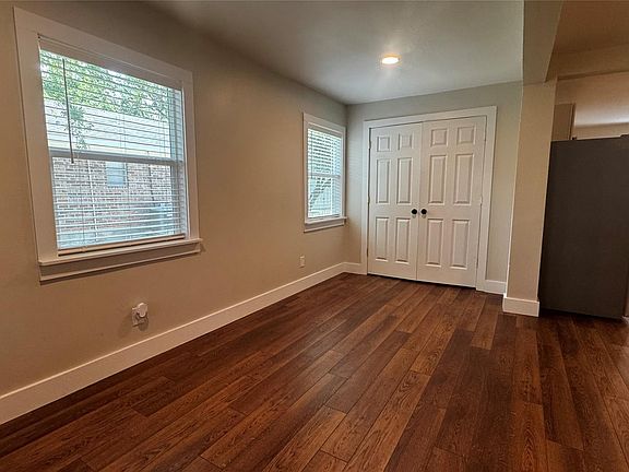 3rd image of 2311 Brazeal St