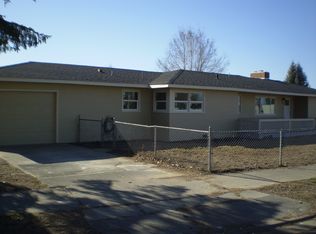 1103 E Lark Ave, Moses Lake, WA 98837
