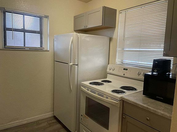 5th image of 1150 W Blue Heron Blvd APT 10