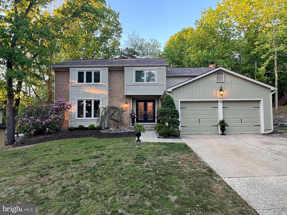 1st image of 25 Acorn Hill Dr