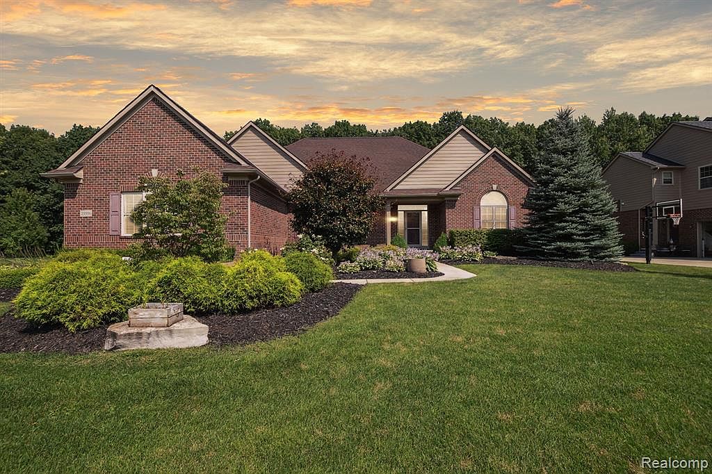 23556 Millwood, South Lyon, MI 48178 Zillow