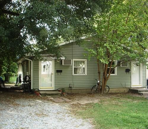 1st image of 2707 Lawndale Ave #A