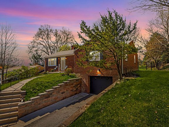 2nd image of 558 Rolling Green Dr