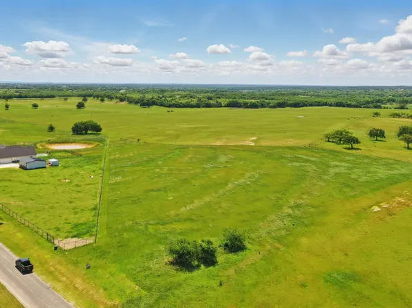 5.152 Monarch Ct, Poolville, TX 76487