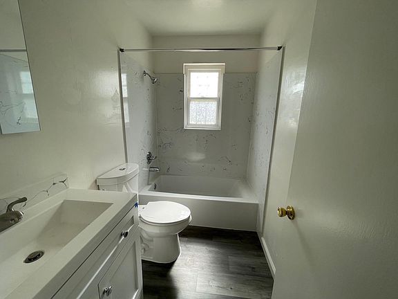 4th image of 3908 Alder St