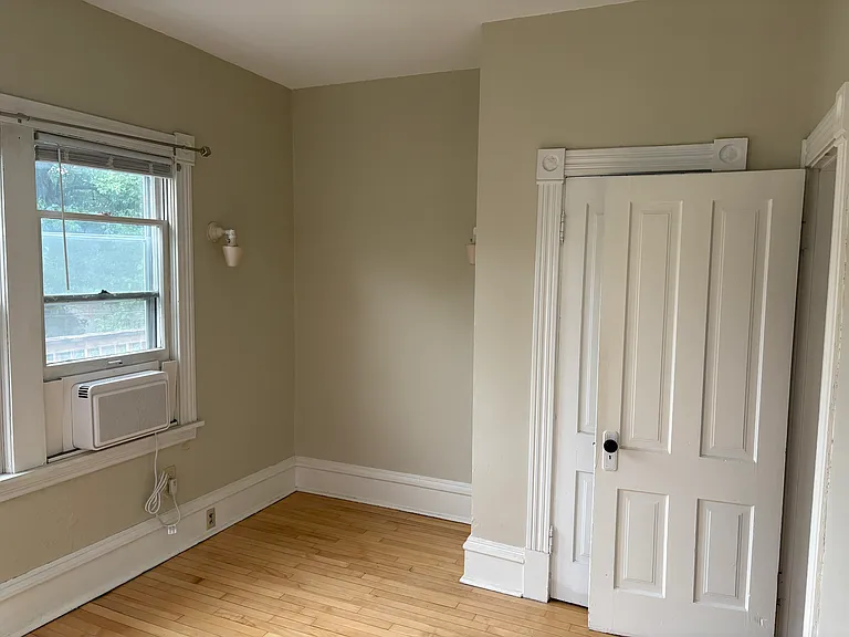 2753 Fremont Ave S #2 — Photo 3
