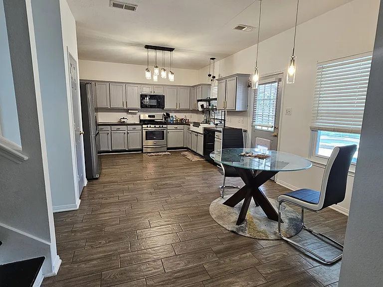 14910 Cypress Meade Ct — Photo 9