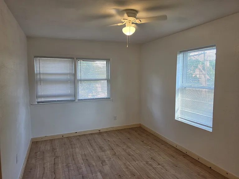 416 N Horsman St #4 — Photo 5