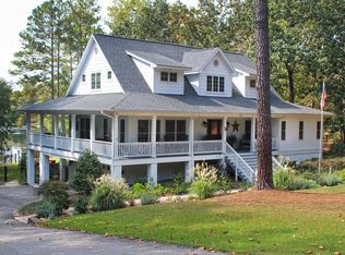 357 Lakewood Dr, Aberdeen, NC 28315