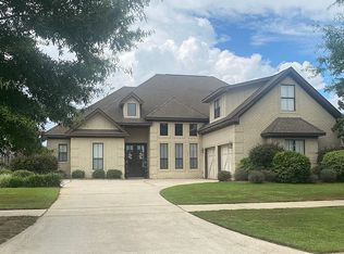 9823 Evanston St, Daphne, AL 36526