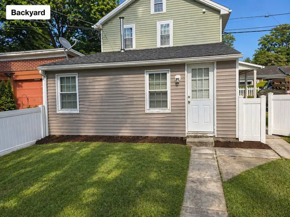 317 S Broad St, Lititz, PA 17543