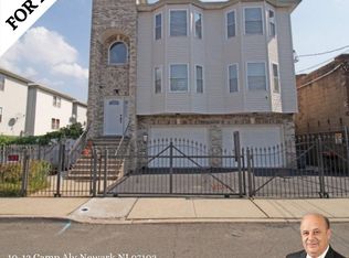 10 Camp Aly, Newark, NJ 07102