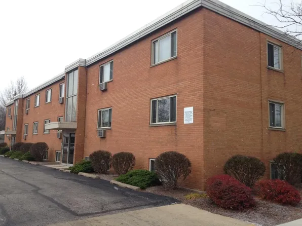 11824 Madison Ave, Lakewood, OH