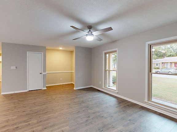 5th image of 205 Pearl Drive