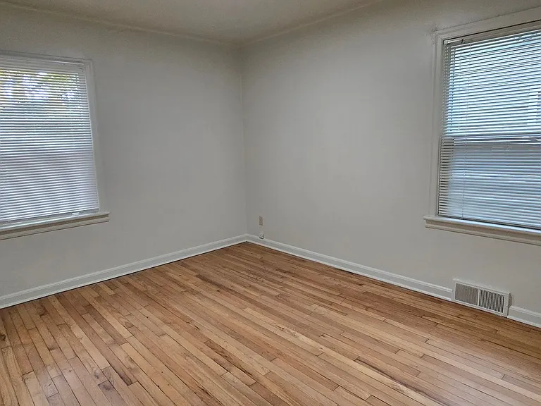 482 E 16th Ave #1-5 — Photo 7