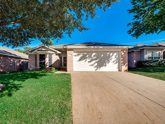 3rd image of 5901 Fawn Meadow Trl