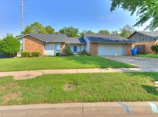 3529 Rambling Oaks Dr, Norman, OK 73072