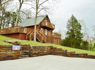 810 Howard Creek Rd, Winchester, KY 40391