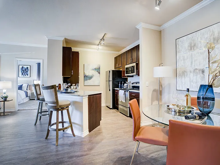 Residence at Midland — Photo 11