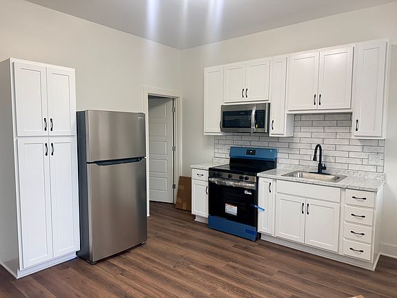 Newly Remodeled Kitchen
