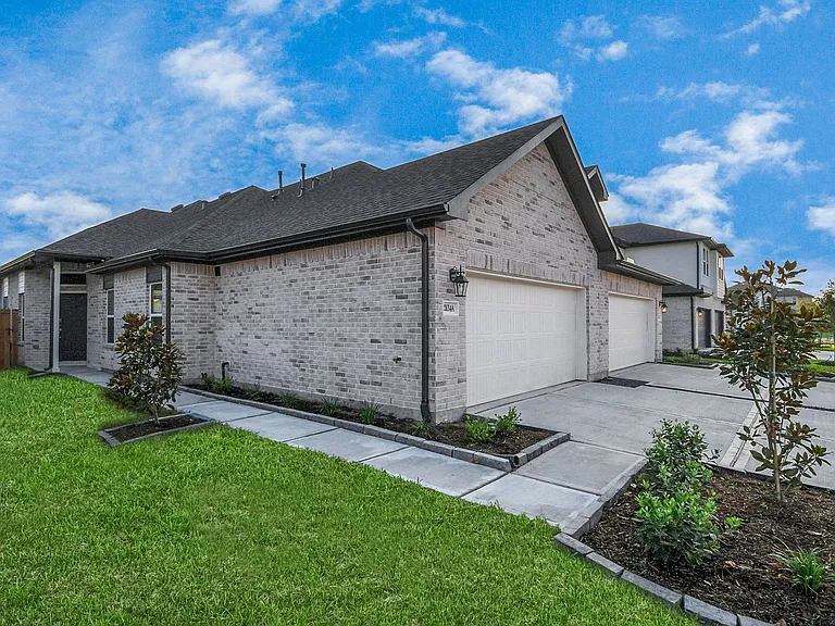 21014 Bay Village Dr #A — Photo 2
