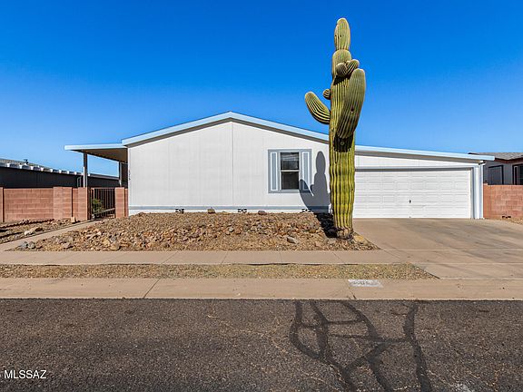 3rd image of 6065 E House Rock Ln