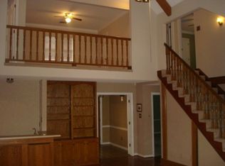 7674 Old Village Cv, Germantown, TN 38138