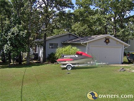 1st image of 651 Lakeshore Dr