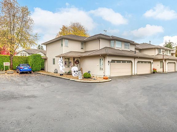 3rd image of 12268 189a St #8